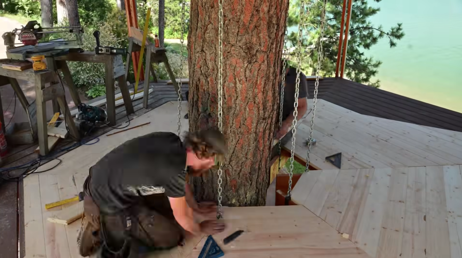 refining the treehouse floor around the tree trunk