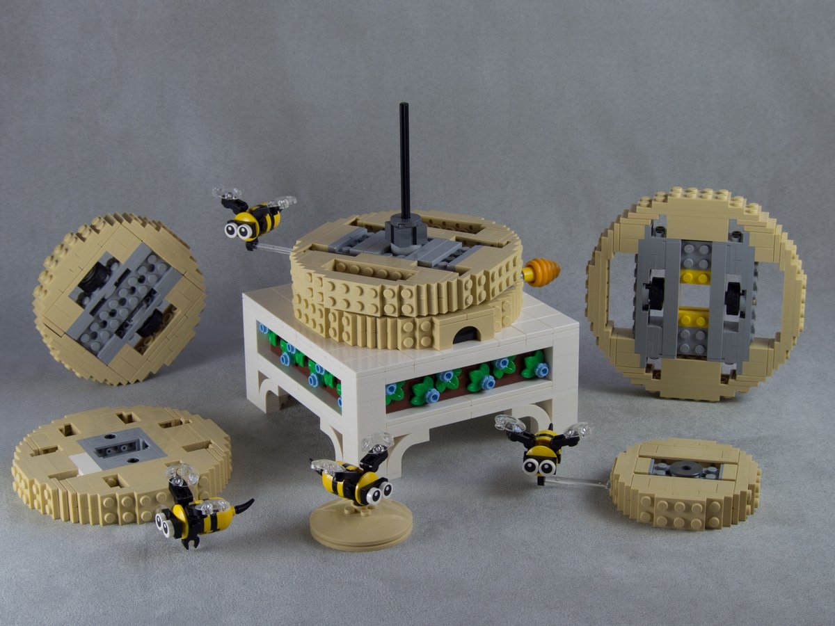 lego mechanical bee hive (open) by the quinten