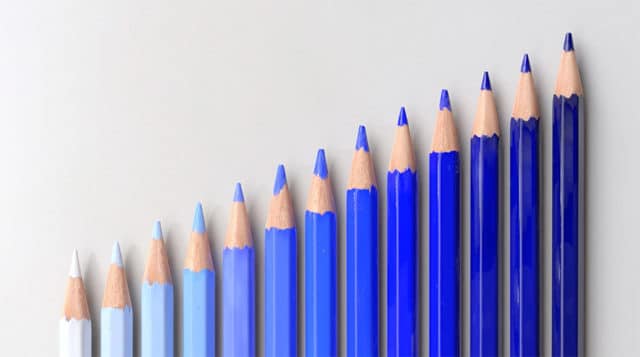 gradient color pencils