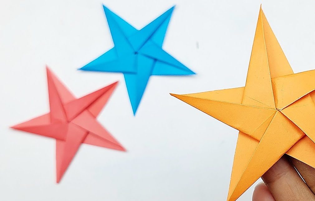 How to fold an origami star